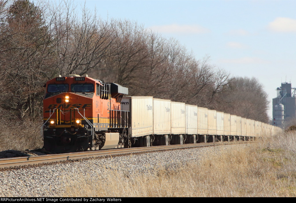 BNSF 6941